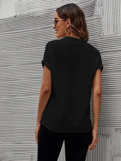 LIUBA Short-sleeved V-neck Shirt