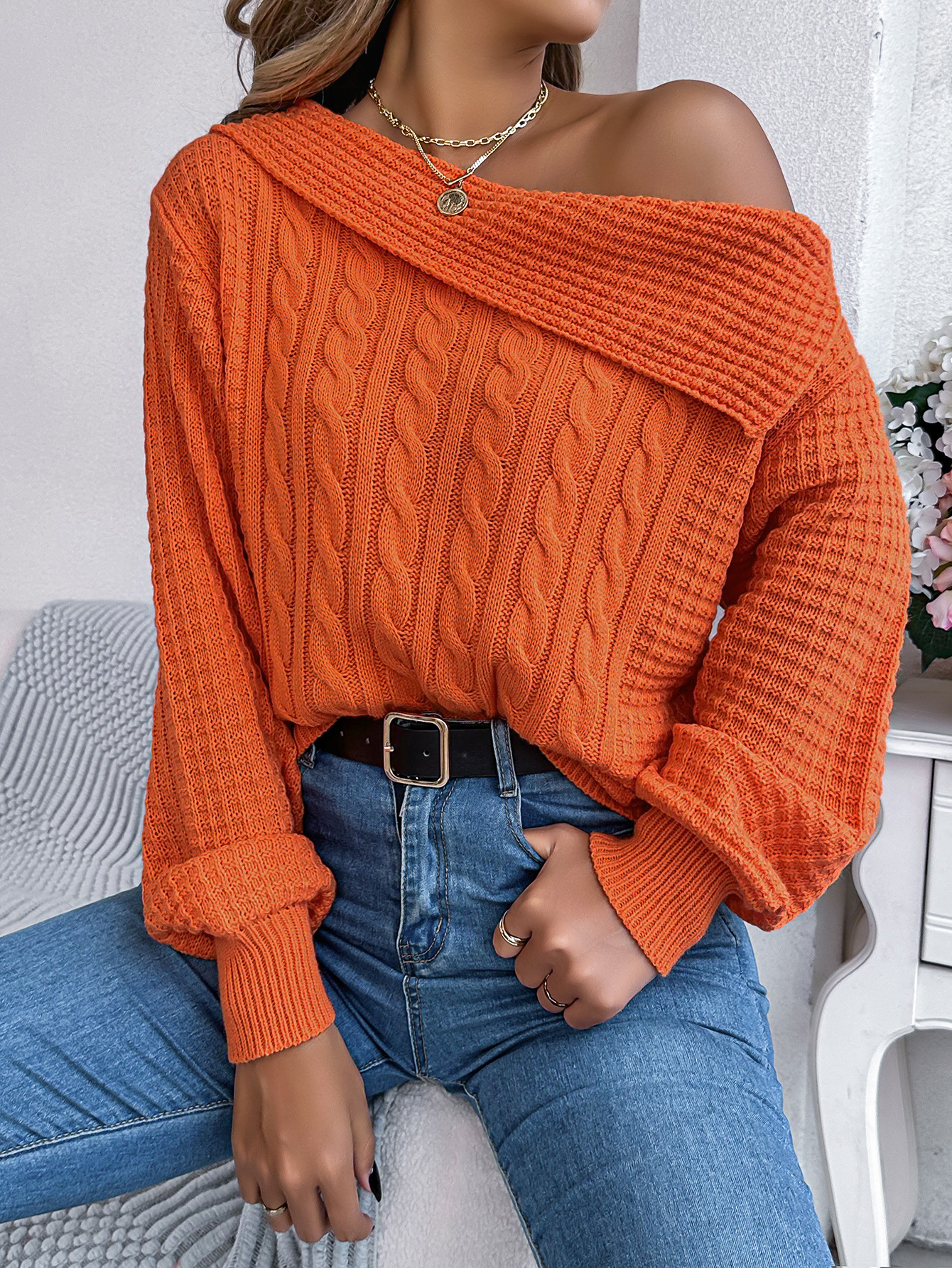 LIUBA Lapel Off-the-shoulder Long Sleeve Pullover