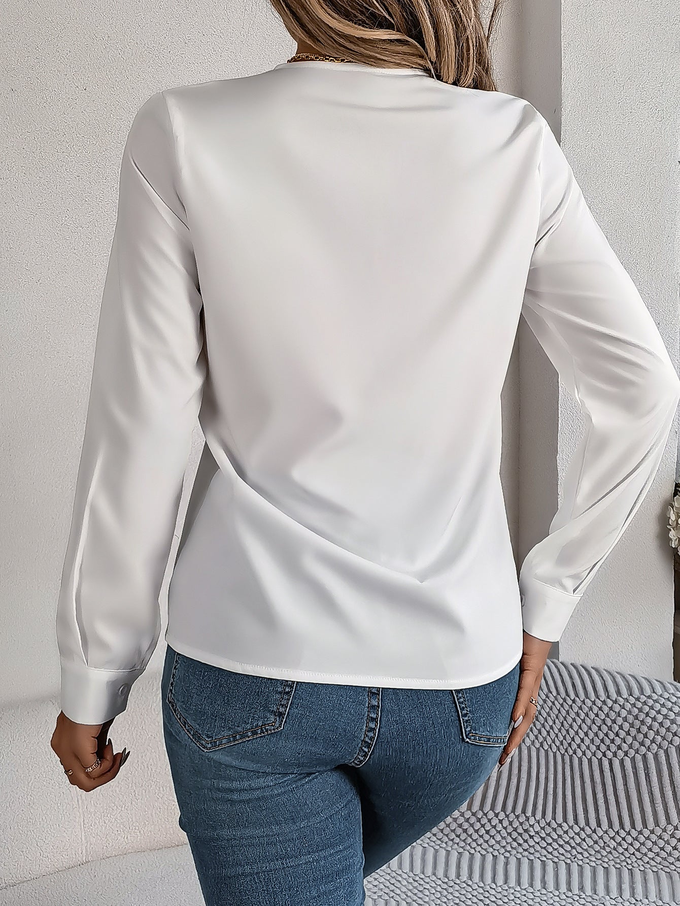 LIUBA V-Neck Long Sleeve Blouse